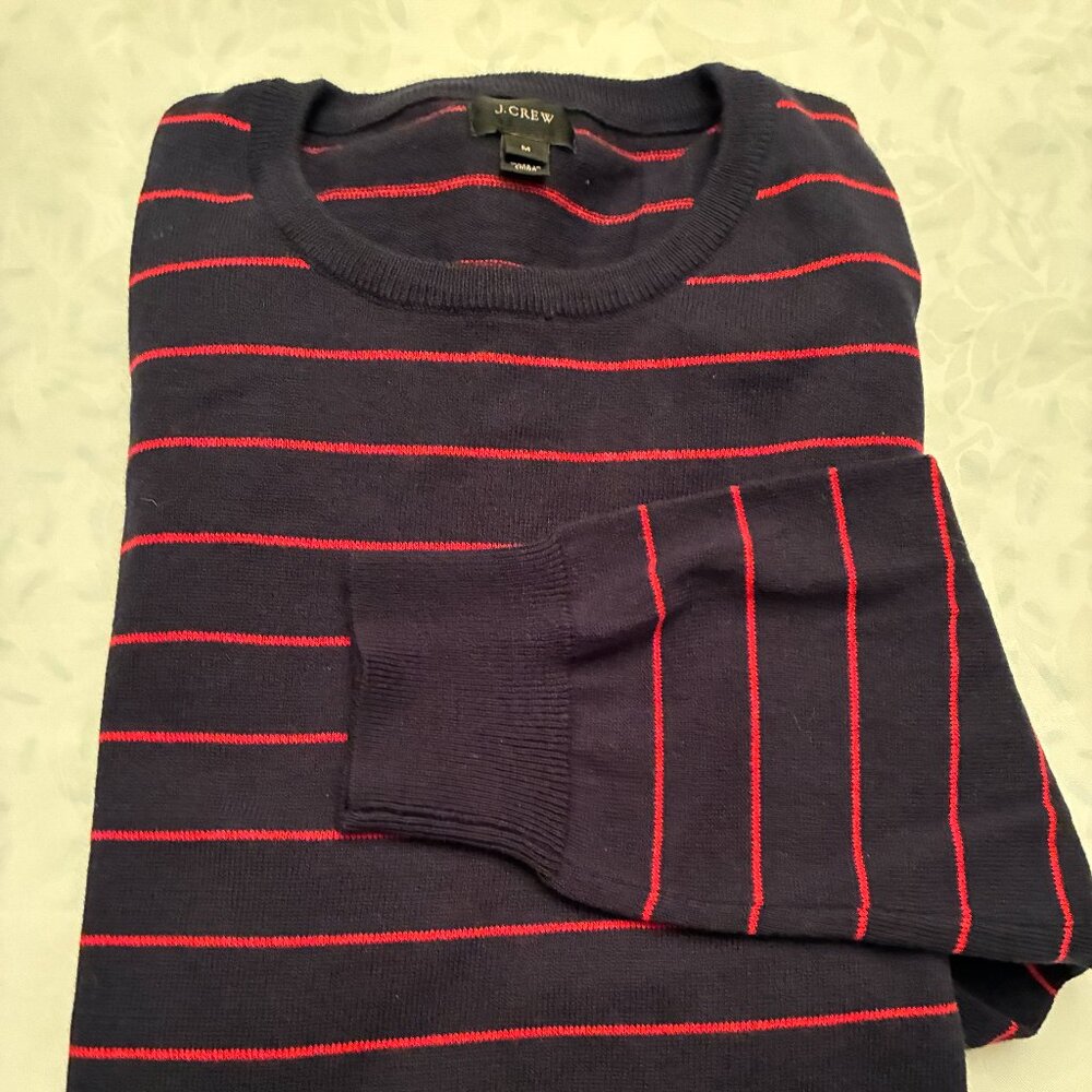 Crew neck sweater. JCrew cotton cashmere. Sz M